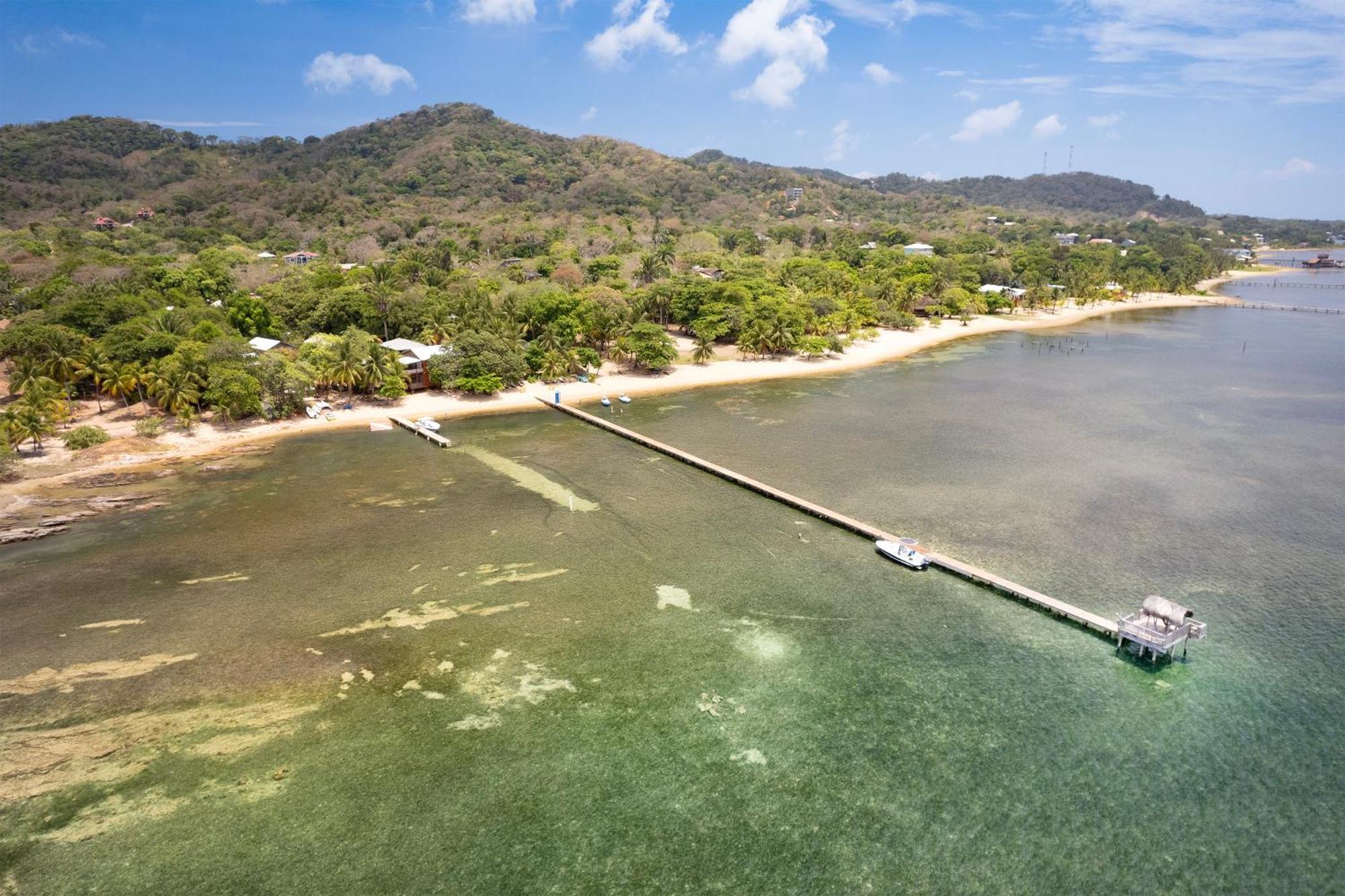 فندق Puerta Azul Sandy Bay المظهر الخارجي الصورة